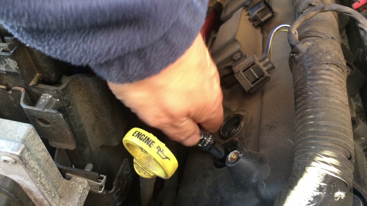 2013 Jeep GC, Spark Plug Change