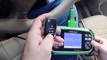 hyundai 2007 year tuscon remote programmer by X300 key master OK