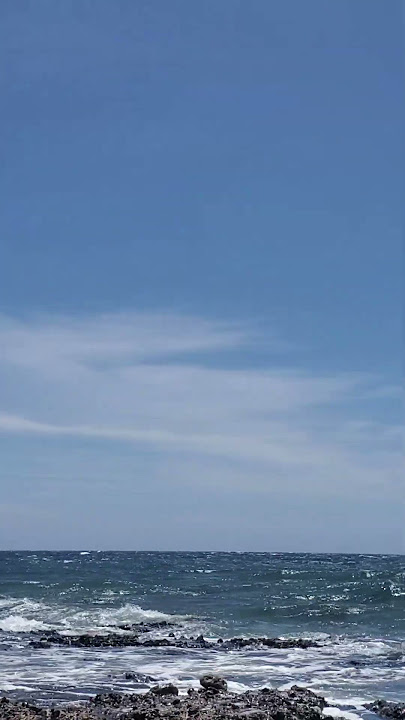 A Wiindy Day at the Pacific Ocean #pacificocean # #waves #ocean #nature #hawaii #maui #tropic #wind