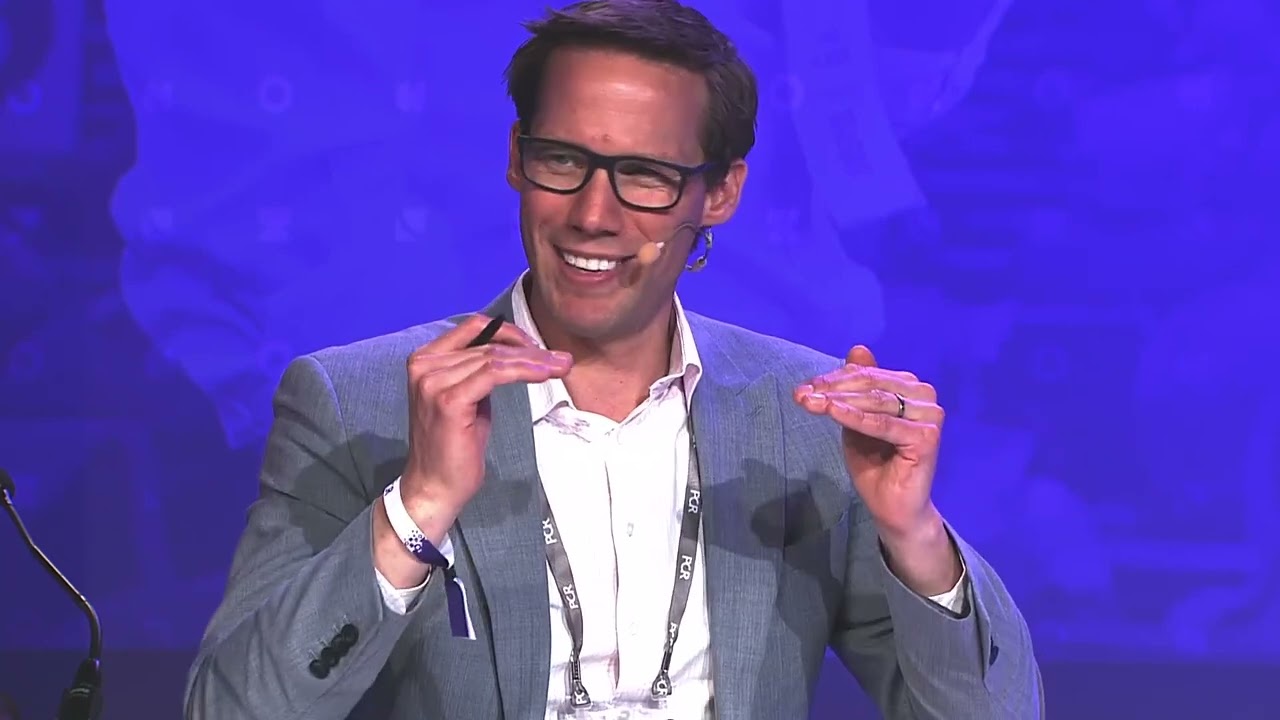 Selecting the right first valve to secure lifetime management - EuroPCR 2023