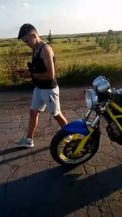 Сузуки бандит 250 - YouTube