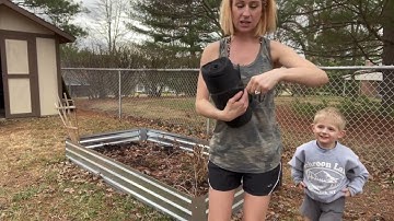 Review of Garden Netting, 7.5 x 65 ft Bird Netting Deer Fence Mesh, Protect Crops, Vegetables