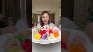 Download Lagu Oleh oleh dari bestie , tentu saja gak biasa yah 😄 … sebetulnya buat dimakan gak sih ini. MP3