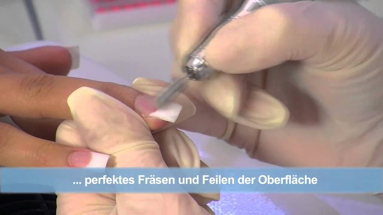 Nagelmodellage Mit Der Acryl Technik Für Schöne Acrylnägel Ndedde