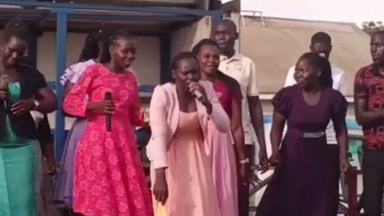 CLUSTER MISSION PRAISE