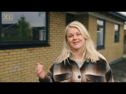 Video: Bønder Fra Vinduet Til Sitt Eget Hus Filmet En Fremmed - Alternativ Visning
