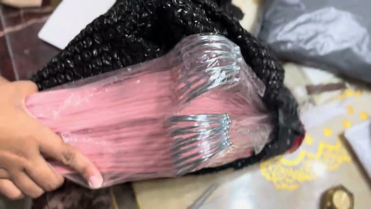 Velvet clothes hanger in color pink 