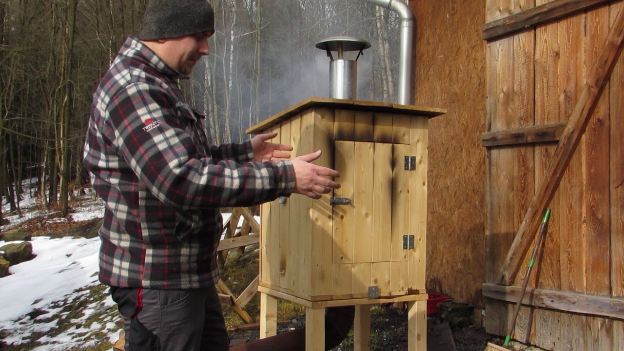 Tradiční každoroční uzení + trocha teorie