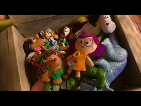 Toy Story 5 | Solo En Cines Viernes - Los juguetes están de vuelta en TOY STORY 5 de Disney y Pixar, y esta vez, se encuentran con la tecnología. El trabajo de Buzz, Woody, Jessie y el resto del