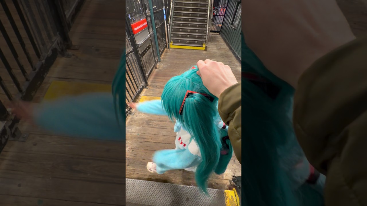 Mikudayooo 🥬 #hatsunemiku #hatsunemikucosplay #miku #vocaloid #vocaloidcosplay #fortnite #mikuexpo