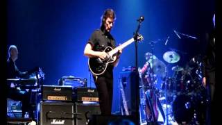 Video thumbnail of "Steve Hackett - Shadow of the Hierophant - Live Roma 2011.avi"