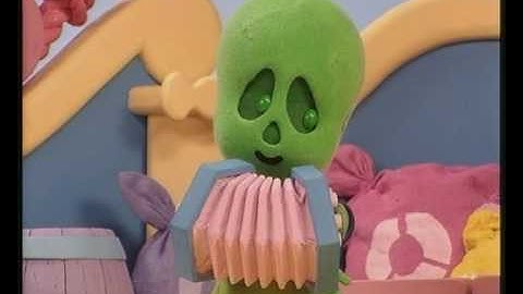 Yoho Ahoy - Jif with Flamingo