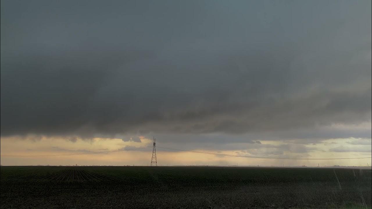 Buffalo, IL tornado! - YouTube Buffalo tornado Buffalo, IL tornado! - YouTube