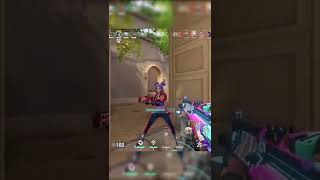 Glitchpop Vandal looks really good #shorts #valorant #valorantclips #valorantph Glitchpop Vandal looks really good #shorts #valorant #valorantclips #valorantph