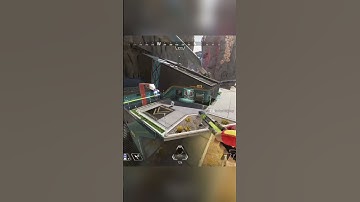 Wattson 🕸️ Trap Scared Me 🤣 #apex #apexlegends #shorts  #gaming #apexlegendsclips #apexfunny #fps