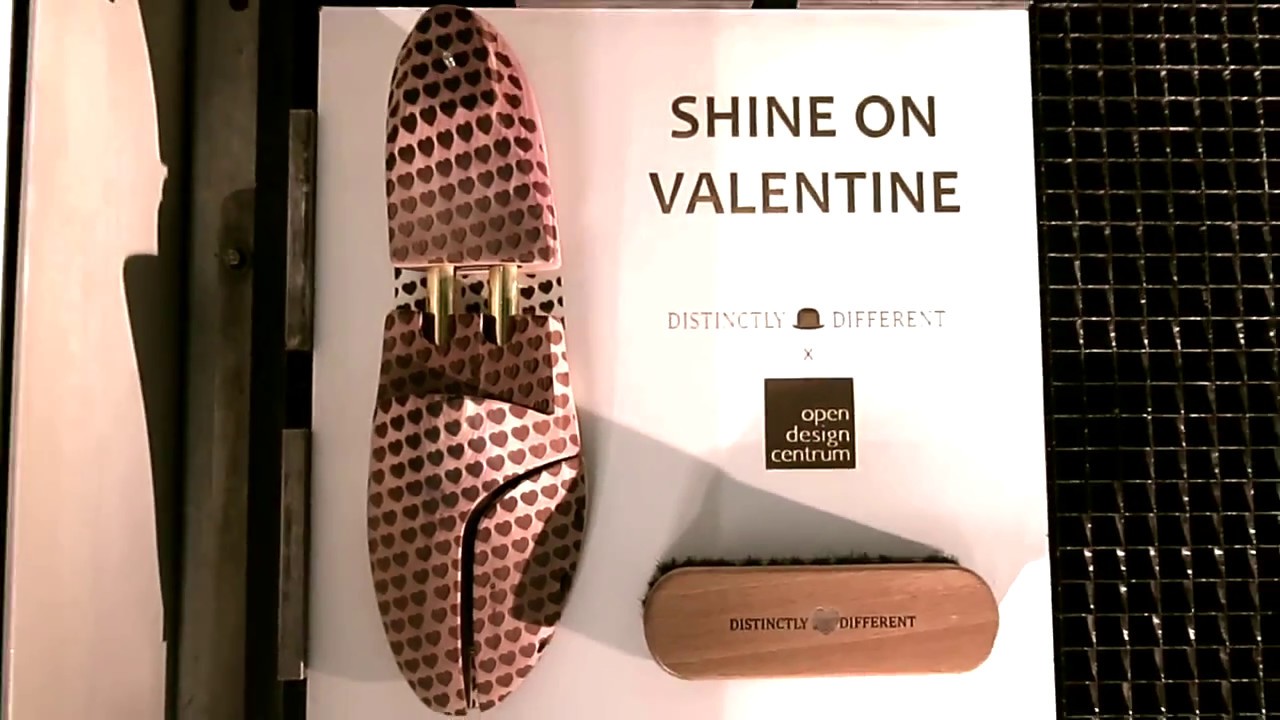 professional softball Valentine's shoe trees