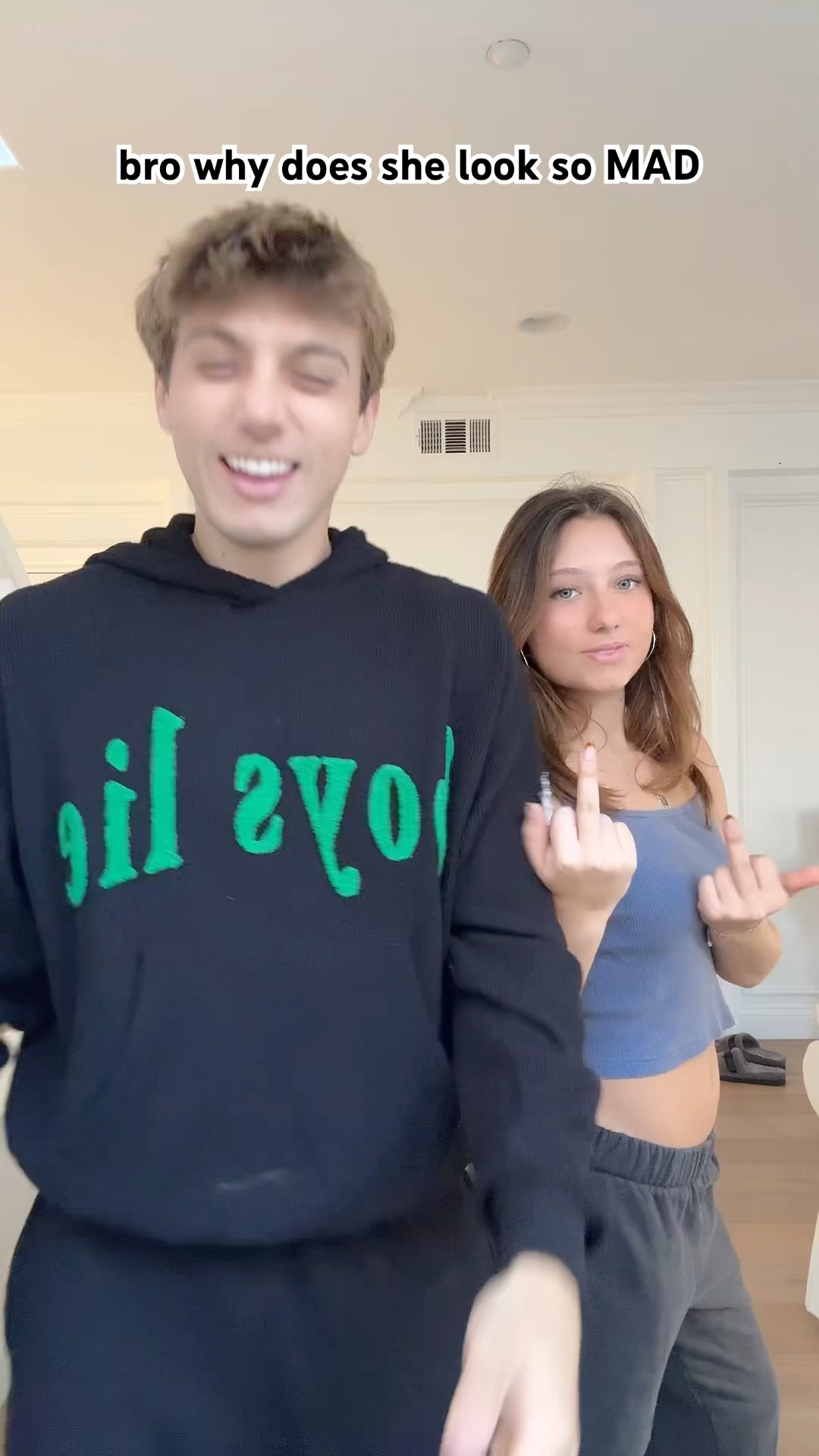 she literally gave 0 effort ? ​⁠@NicoletteDurazzo #sheadurazzo #dance #siblings