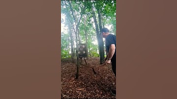Tomahawk Throwing! #axethrowing #bushcraft #axe #wood #vintage #classicwood #campfire #tomahawk