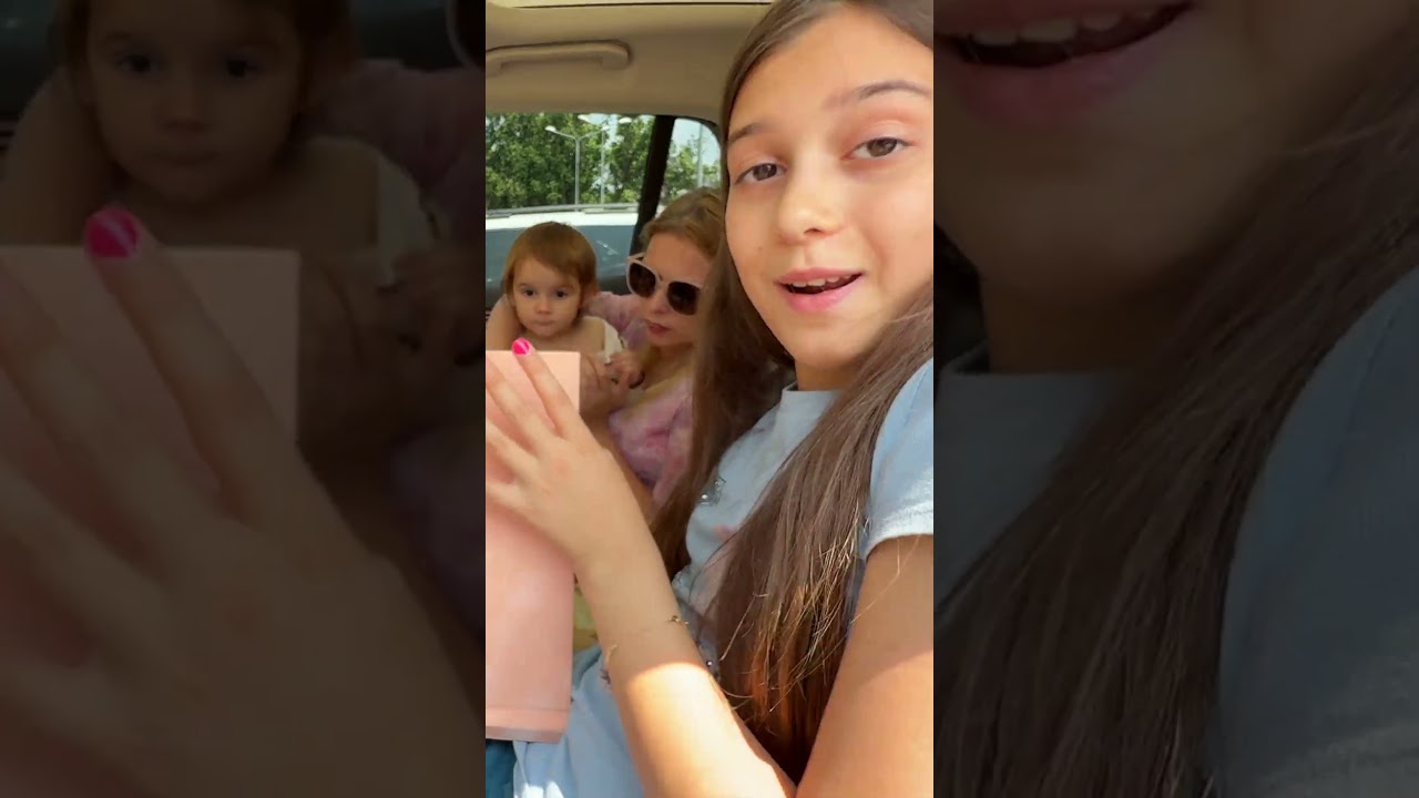 ❓ Ce PREMIU a Luat MARA in Clasa a 8 a ❓ 