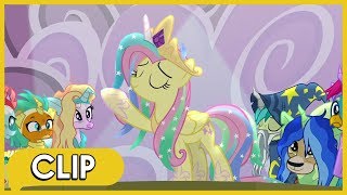 La obra 'Un Nuevo Día en Equestria'  MLP: La Magia de la Amistad [Español Latino]