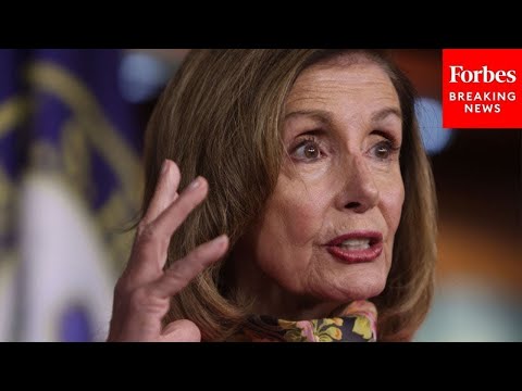 'That's An Applause Line': Pelosi Greeted By Silence After Introducing Dems At COP26