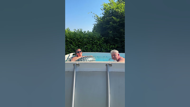 Wenn die Eltern im Pool stören #shorts #pool #stören #spaß #kindervseltern #lachen