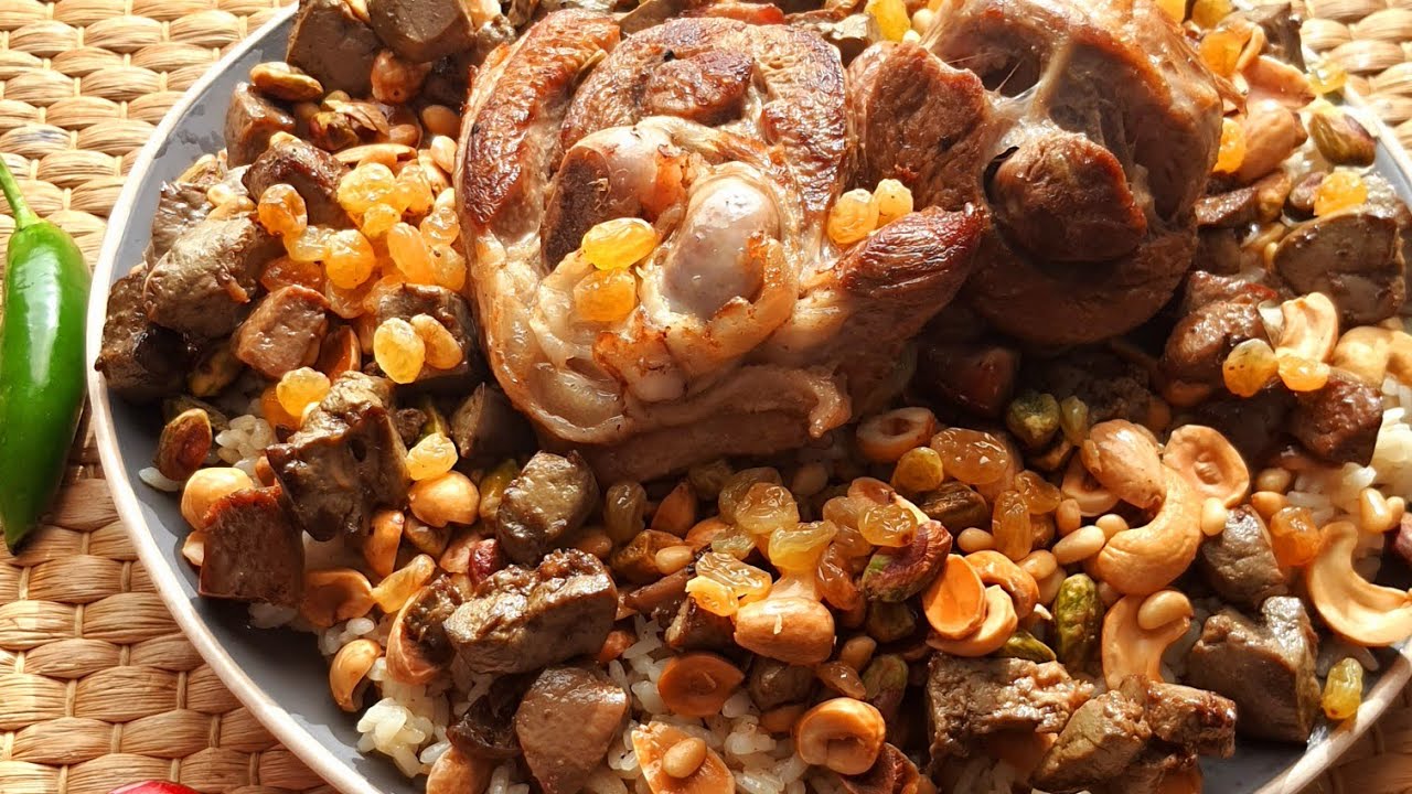 الرز بالخلطة/ أكلةو وصفة ليبية بالدرجة الاولي لذيذة جداً/أرز بالخلطة/رز محبب 😁😋