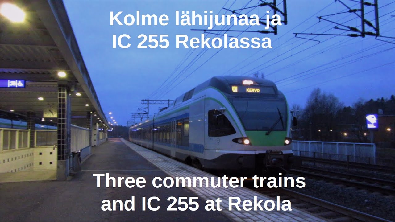 Kolme lähijunaa ja IC 255 Rekolassa | Three commuter trains and IC 255 at Rekola station