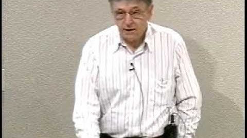 Which graphs are extremal graphs?