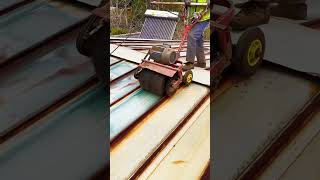 Metal Roof Rust Cleaning Process - Good tools and machinery make work easy