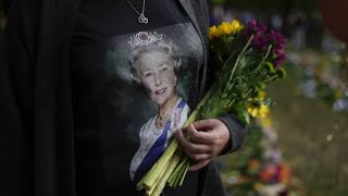 Mort d'Elizabeth II : le cercueil exposé à Edimbourg avant d'être rapatrié à Londres