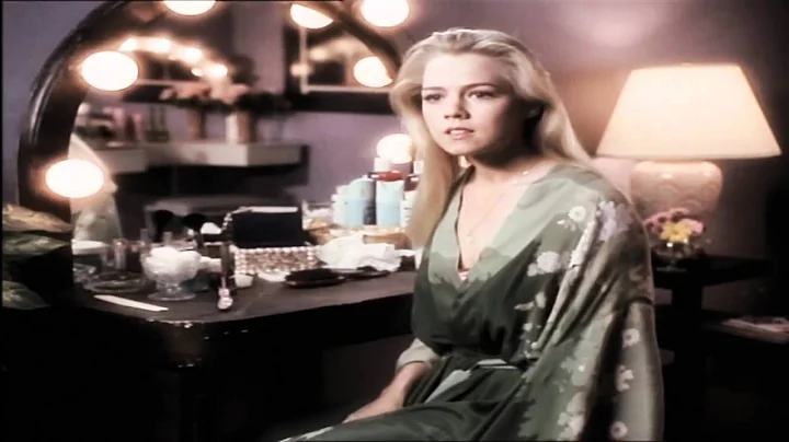 "Star" Tribute - Jennie Garth (Moonlight)