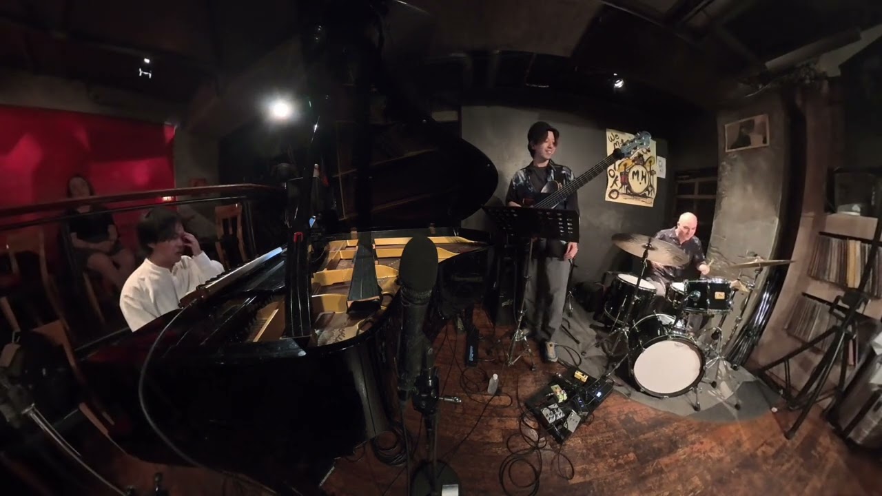 Zenbu Trio - "Loro" by Egberto Gismonte