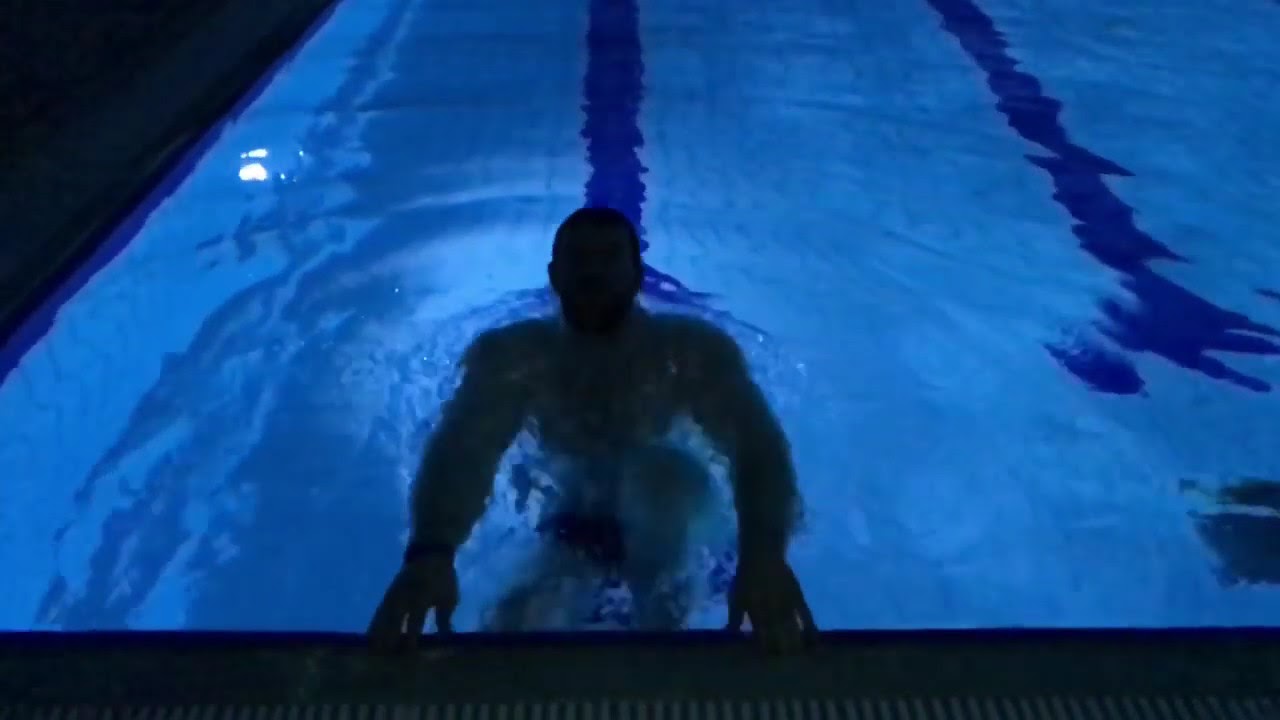 Учимся старт на спине😂 - YouTube