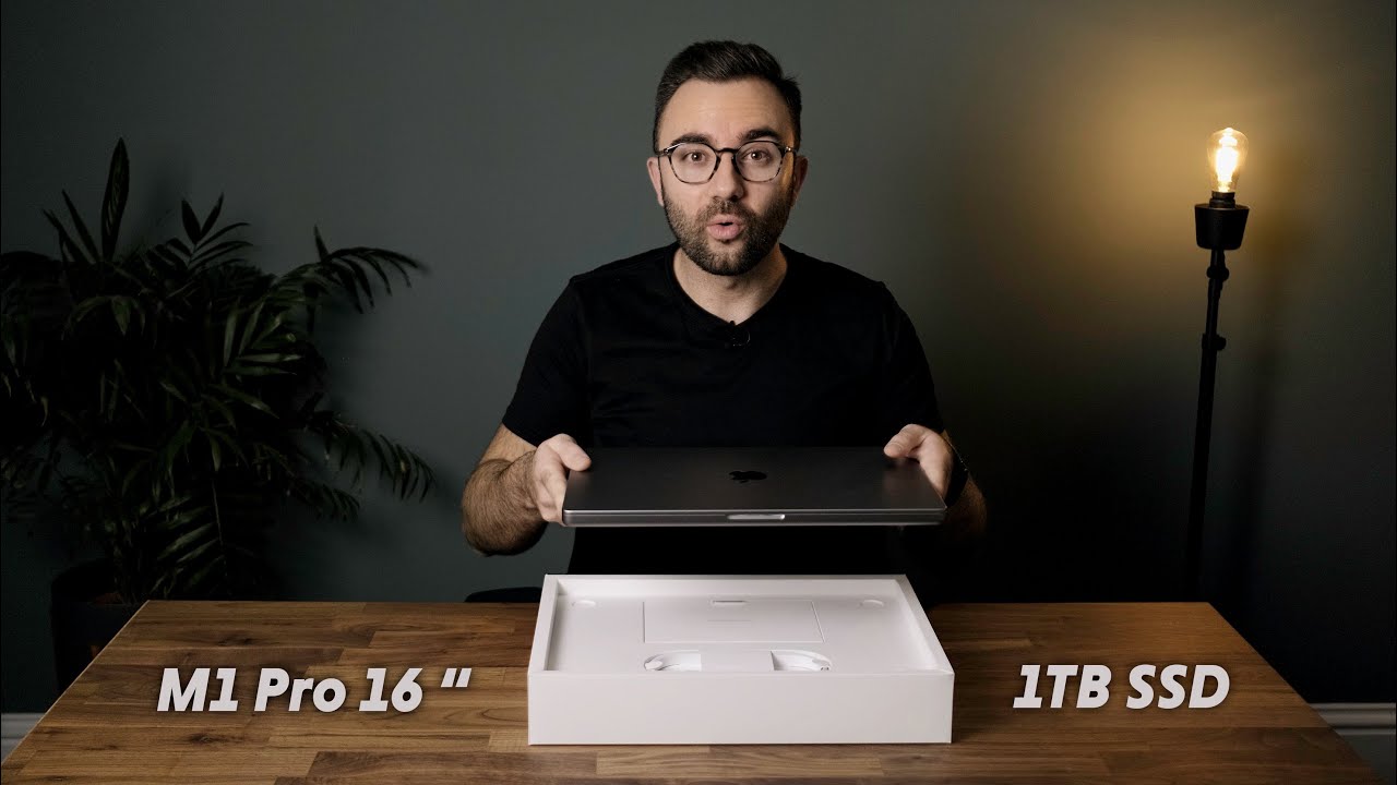 16” M1 Pro MacBook Pro Unboxing and First Impressions: there's nothing ...