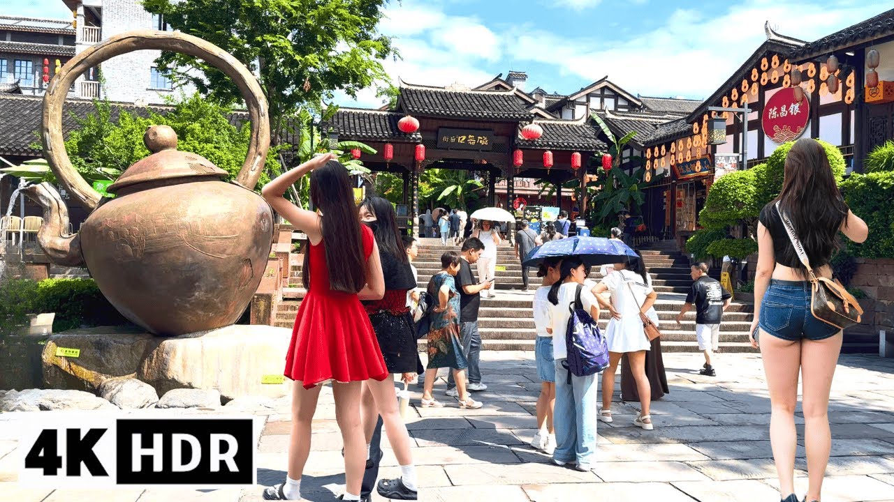 Walking Through Chongqing’s Most Famous Ancient Town – Ciqikou Old Street Tour 4K HDR