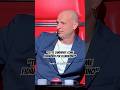 Ragazze, ma davvero ci vogliamo far sfuggire un bel uaglione così? 😎#TheVoiceSenior