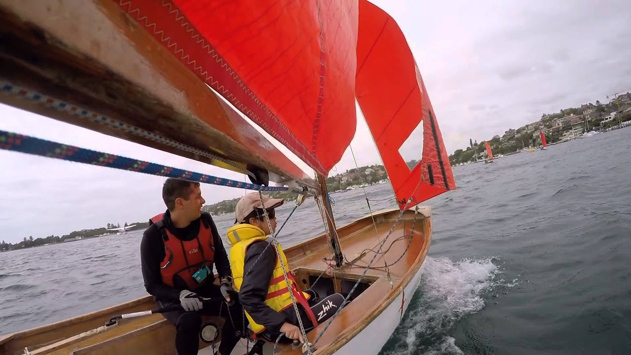Mirror dinghy sailing through seaplane wake turbulence on Rose Bay... YouTube