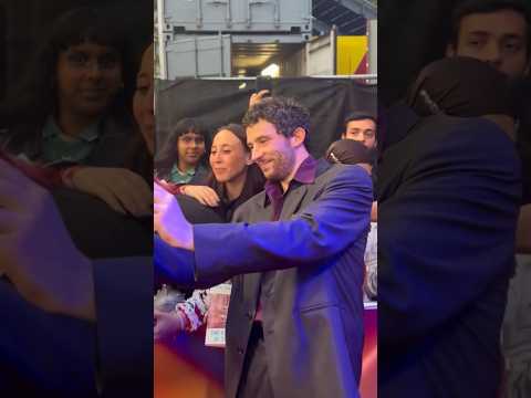 جوش أوكونور يهز مهرجان لندن السينمائي مع بول ميسكال