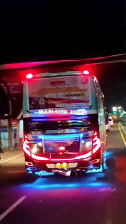 Story WA bus malam full Strobo
