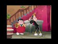 El chavo dandole impulso a la pelota durante una hora