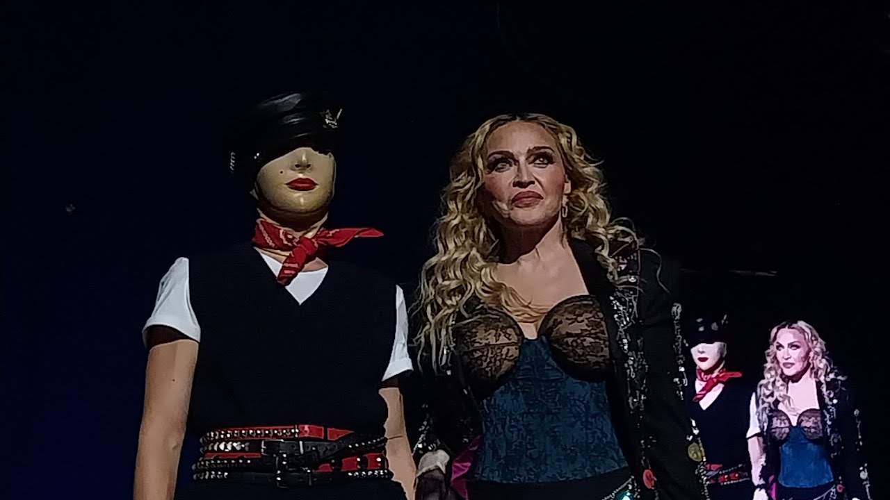 Madonna - Everybody/Into the Groove - The Celebration Tour - Milano ...