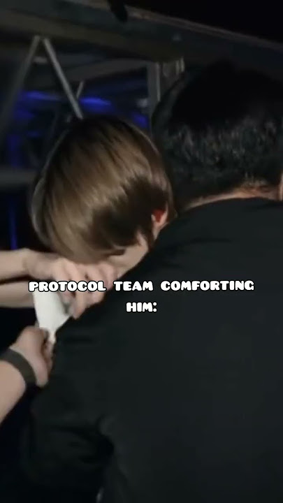 Beomgyu crying backstage and protocol team comforting him'( #txt