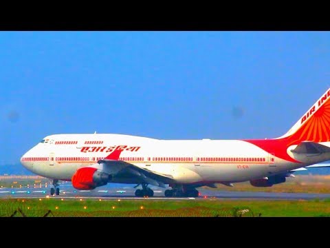 Air India Boeing 747-400 making duststorm while Takeoff from Trivandrum International Airport