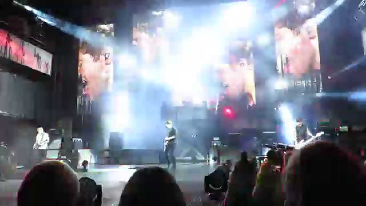 5SOS at Nikon at Jones Beach Theater