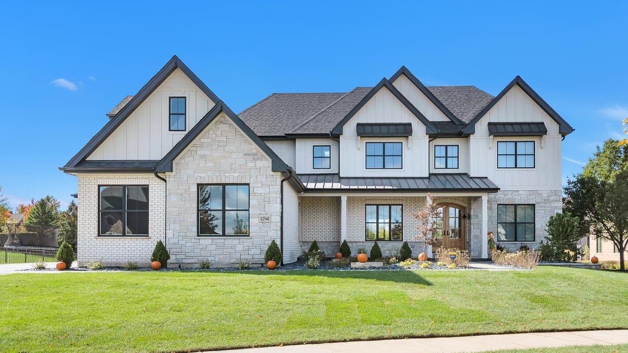 12541 Surrey Ct, Mokena, IL
