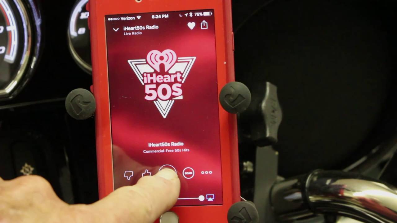 How to connect your Harley Davidson Boom Box to a Smartphone YouTube
