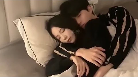 Couple At Night Sleep Routine - DayDayNews