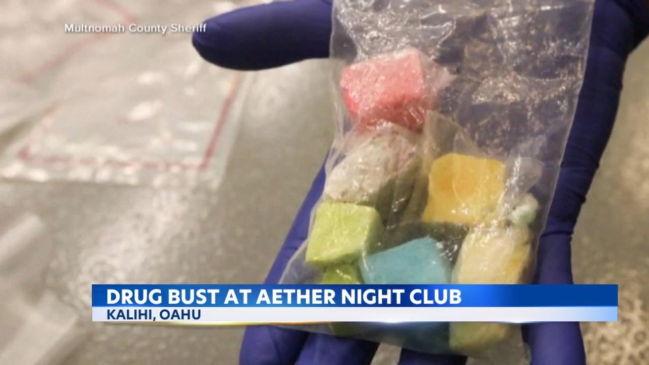 Two men arrested after drug bust at Kalihi nightclub - YouTube
