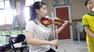 1020514喆suzuki 第2冊第12首小步舞曲byBoccherini